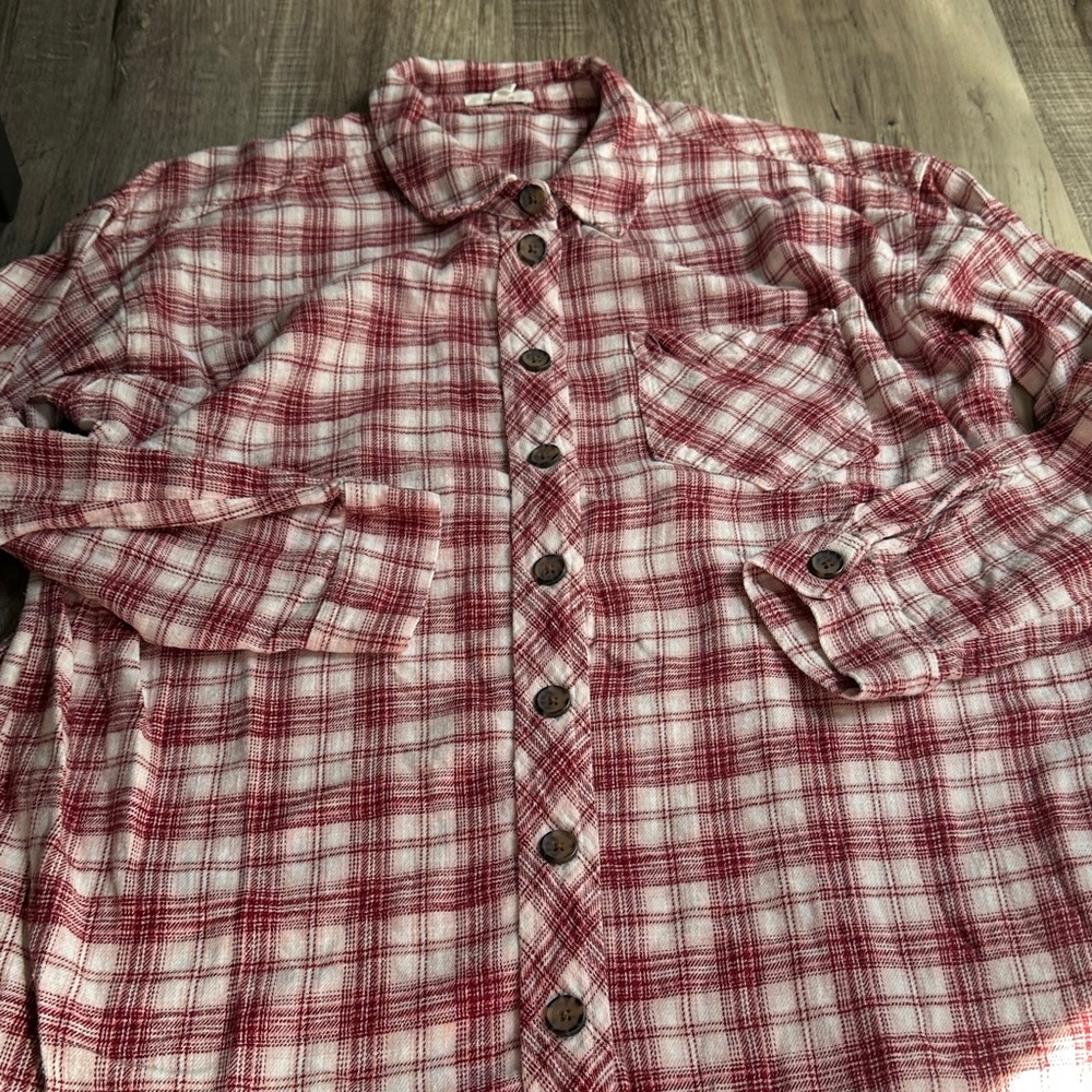 Red Plaid Women’s Maurice’s Shirt